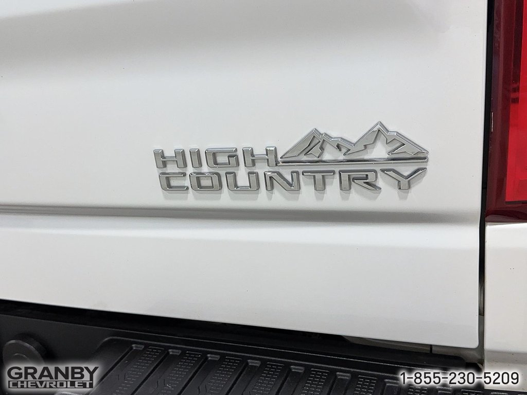 Silverado 1500 High Country CREWCAB BOITE 6.6PIED MOTEUR 5.3L 2019 à Granby, Québec - 15 - w1024h768px