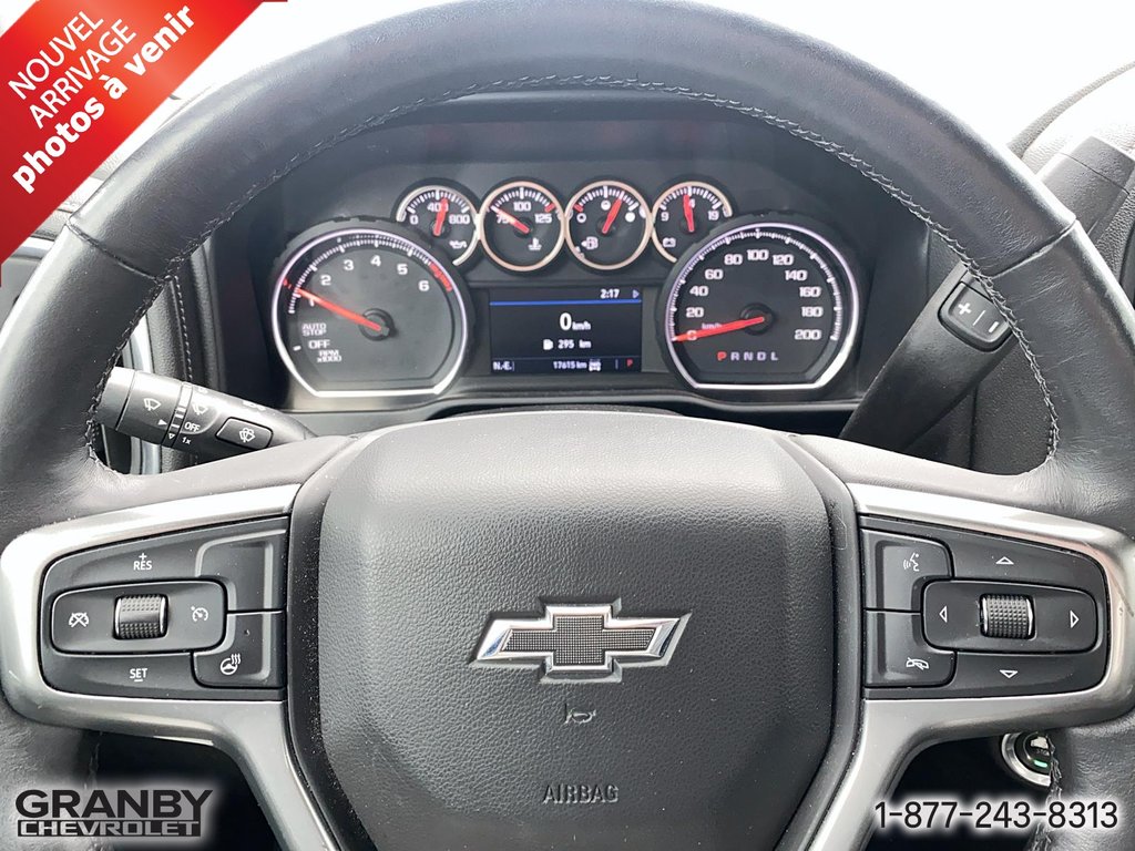 2019 Chevrolet Silverado 1500 RST boite 6.6 doblecab moteur 5.3 in Granby, Quebec - 8 - w1024h768px