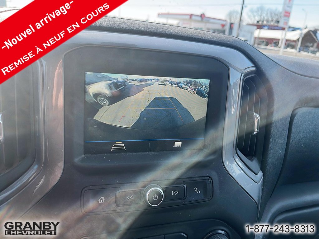 2019 Chevrolet Silverado 1500 Custom crewcab boite 6.6 moteur 5.3L in Granby, Quebec - 14 - w1024h768px