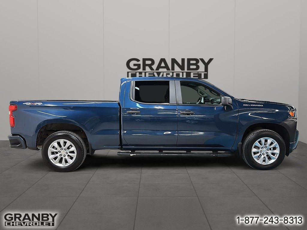 2019 Chevrolet Silverado 1500 Custom crewcab boite 6.6 moteur 5.3L in Granby, Quebec - 4 - w1024h768px