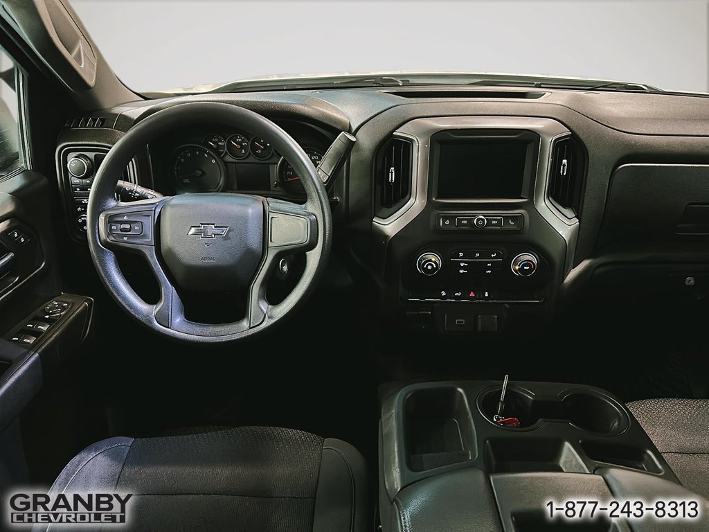 2020 Chevrolet Silverado 1500 in Granby, Quebec - 13 - w1024h768px