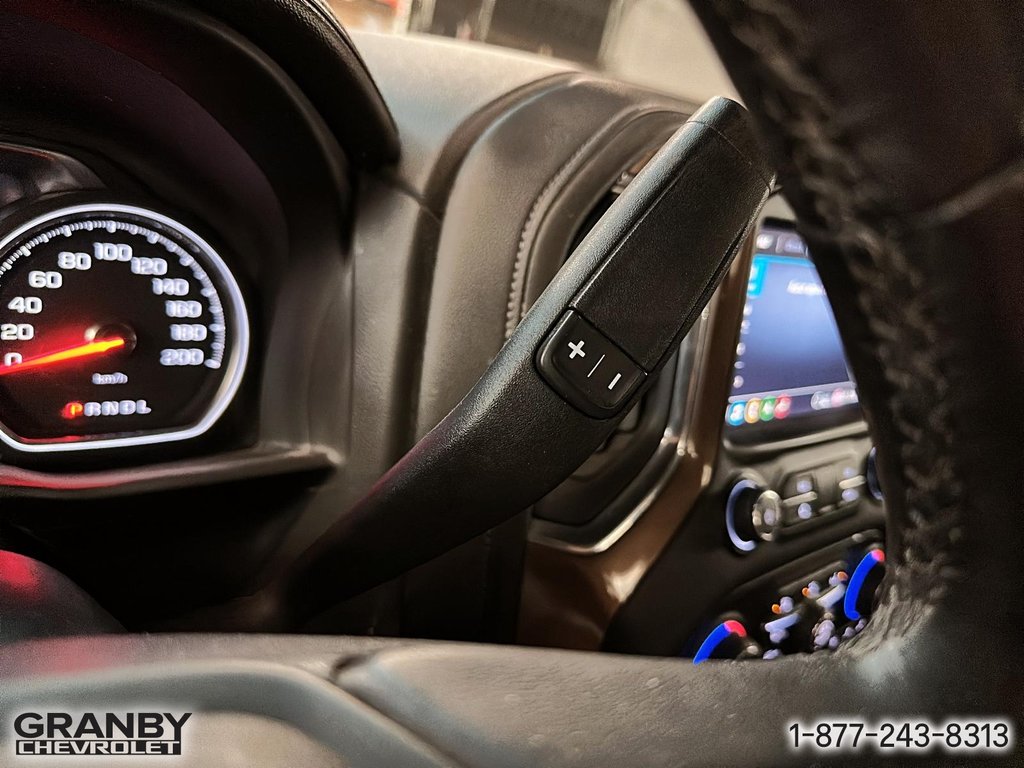 2020 Chevrolet Silverado 1500 High Country CREWCAB DIESEL BOITE 6.6 in Granby, Quebec - 18 - w1024h768px
