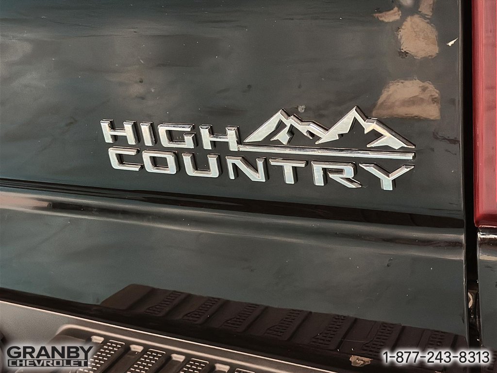 2020 Chevrolet Silverado 1500 High Country CREWCAB DIESEL BOITE 6.6 in Granby, Quebec - 19 - w1024h768px