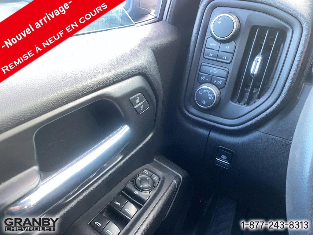 2020 Chevrolet Silverado 1500 in Granby, Quebec - 10 - w1024h768px