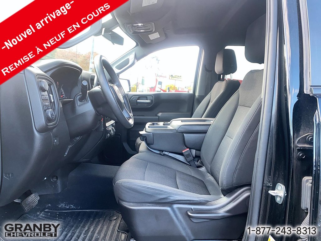 2020 Chevrolet Silverado 1500 in Granby, Quebec - 9 - w1024h768px