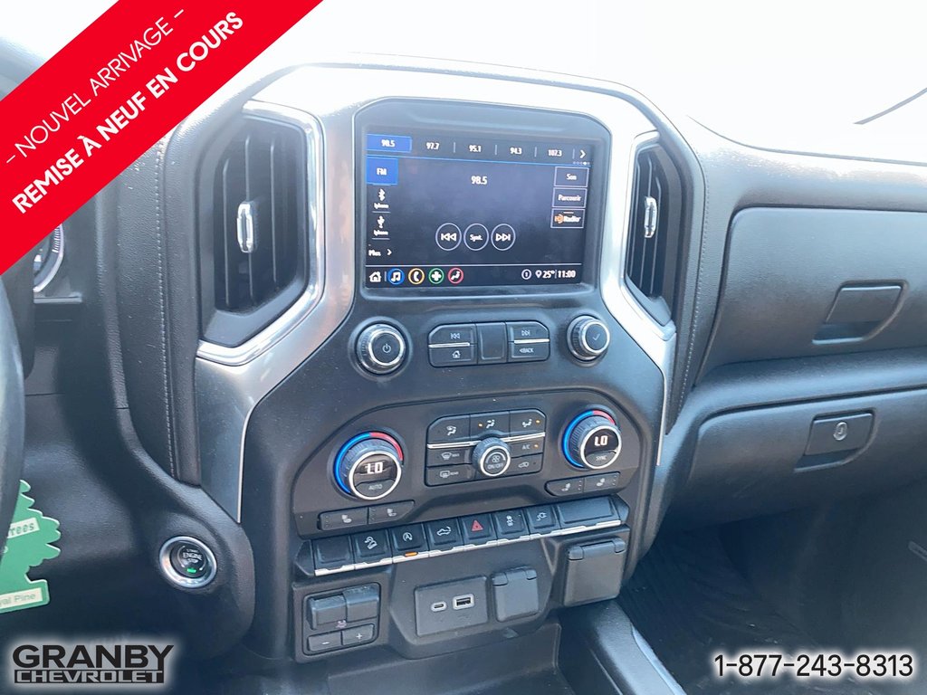 Chevrolet Silverado 1500 RST crewcab boite 6.6 moteur 3.0l 2020 à Granby, Québec - 16 - w1024h768px