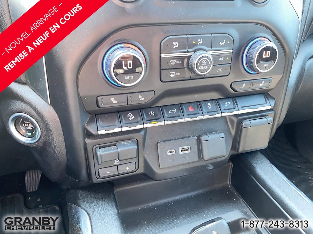 Chevrolet Silverado 1500 RST crewcab boite 6.6 moteur 3.0l 2020 à Granby, Québec - 14 - w1024h768px