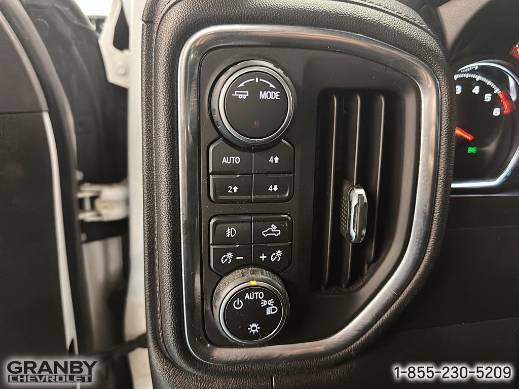 2021 Chevrolet Silverado 1500 in Granby, Quebec - 20 - w1024h768px