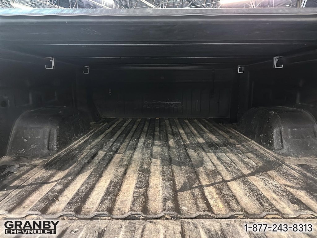 Chevrolet Silverado 1500 High Country crewcab diesel boite 6.6 2021 à Granby, Québec - 9 - w1024h768px