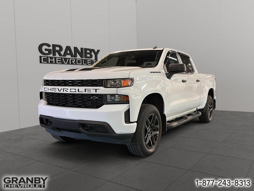 Chevrolet Silverado 1500 Custom crewcab boite 6.6 4cyl 2021 à Granby, Québec - 1 - w1024h768px