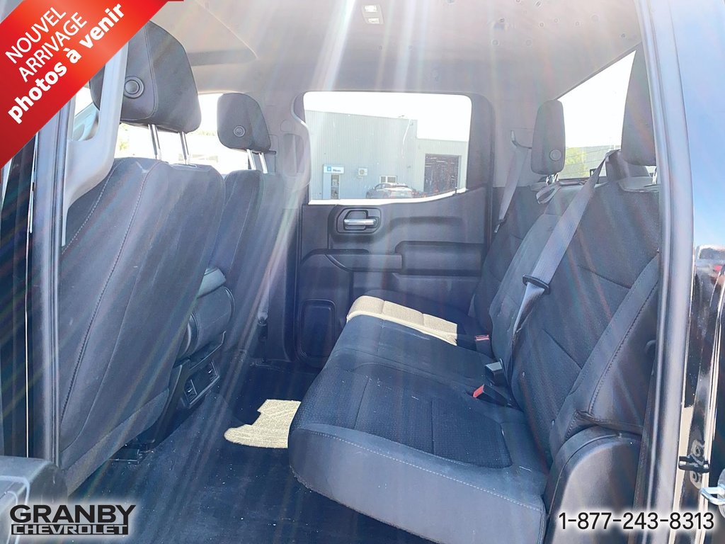 2021 Chevrolet Silverado 1500 in Granby, Quebec - 9 - w1024h768px