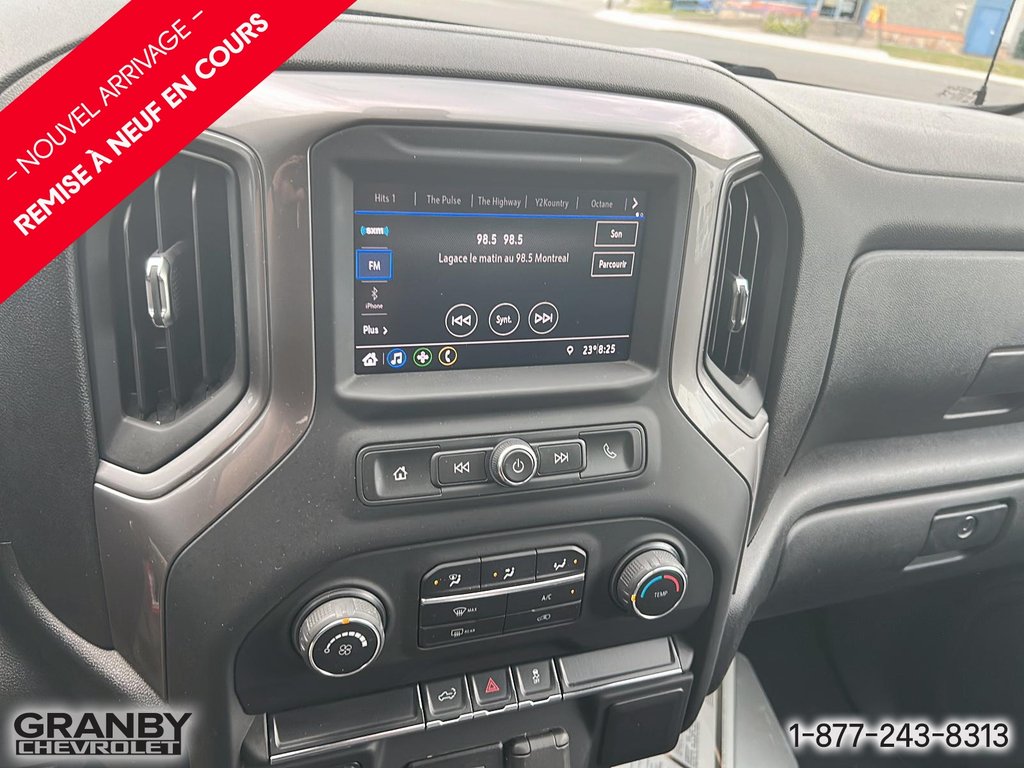 2021 Chevrolet Silverado 1500 in Granby, Quebec - 13 - w1024h768px