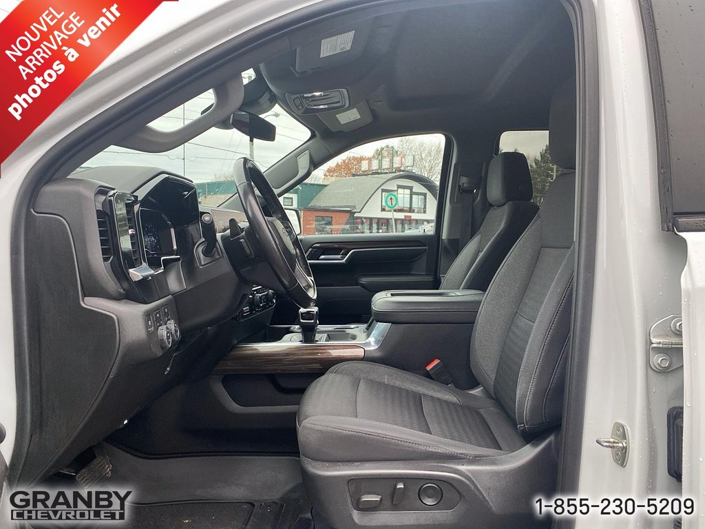 2022 Chevrolet Silverado 1500 in Granby, Quebec - 11 - w1024h768px