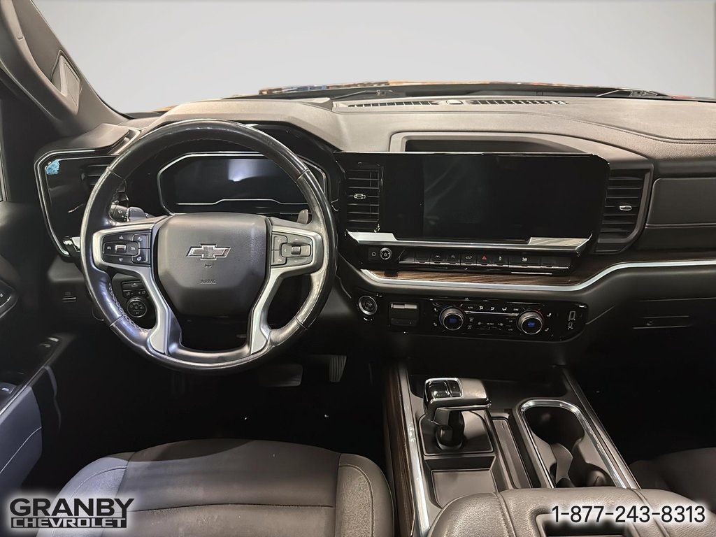 2022 Chevrolet Silverado 1500 RST CREWCAB BOITE 6.6 MOTEUR 6.2L in Granby, Quebec - 13 - w1024h768px
