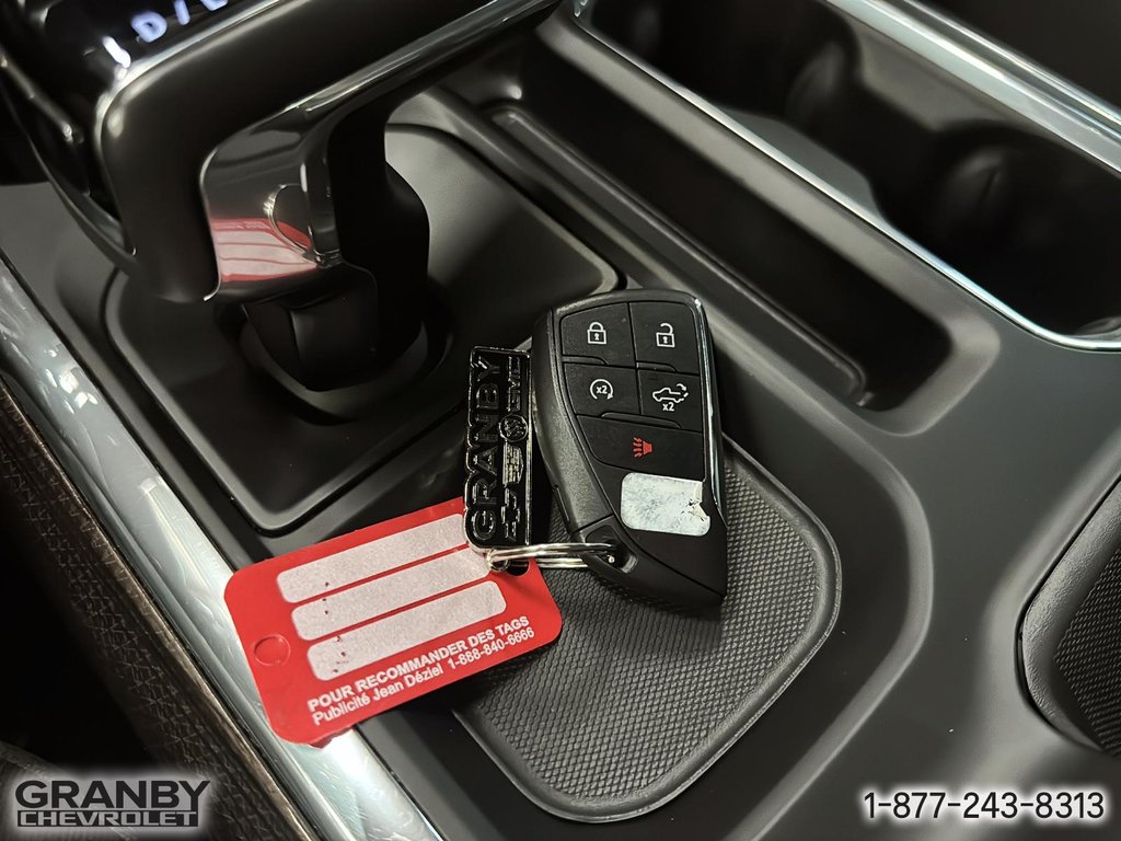 2022 Chevrolet Silverado 1500 RST CREWCAB BOITE 6.6 MOTEUR 6.2L in Granby, Quebec - 20 - w1024h768px
