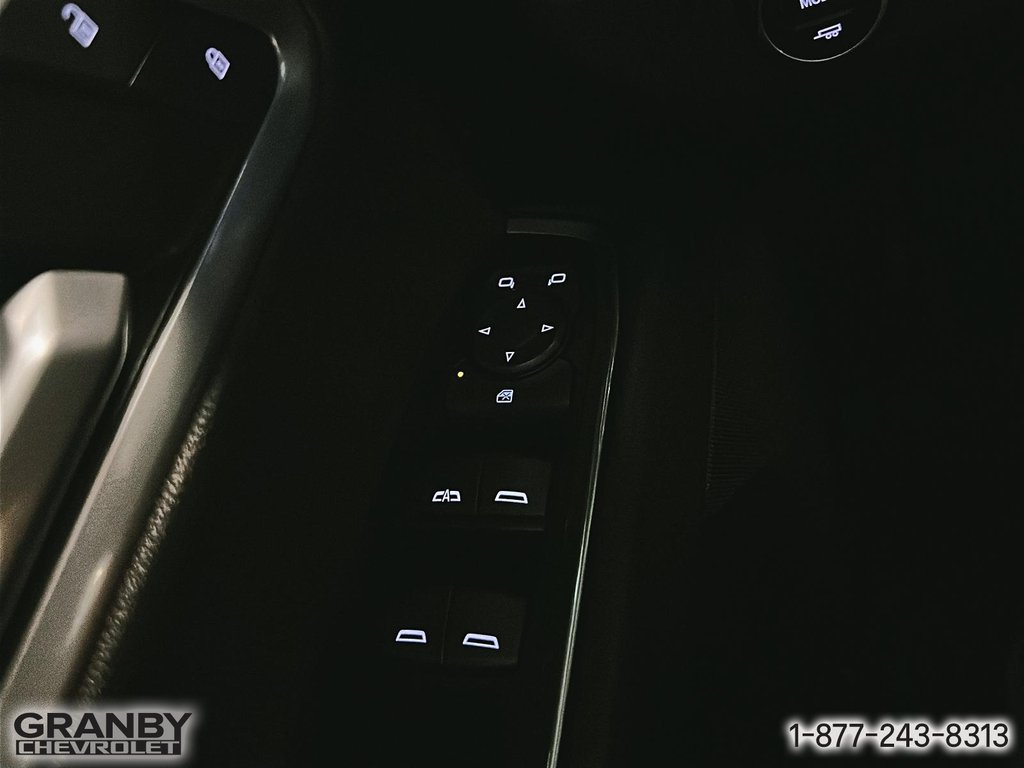 2022 Chevrolet Silverado 1500 in Granby, Quebec - 14 - w1024h768px