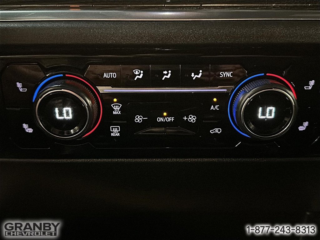 2022 Chevrolet Silverado 1500 in Granby, Quebec - 17 - w1024h768px