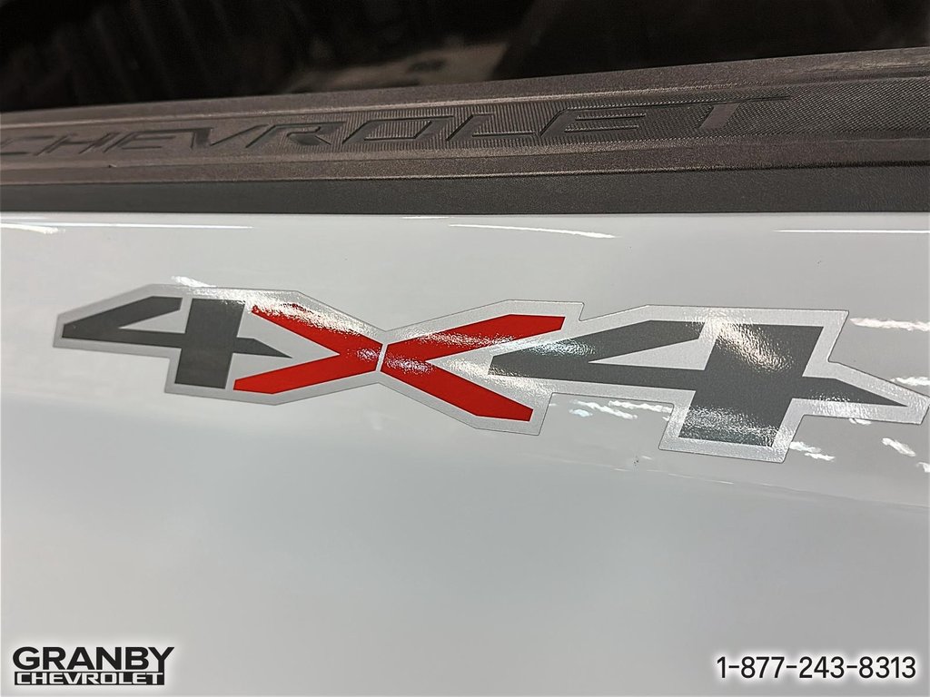 2022 Chevrolet Silverado 1500 in Granby, Quebec - 19 - w1024h768px