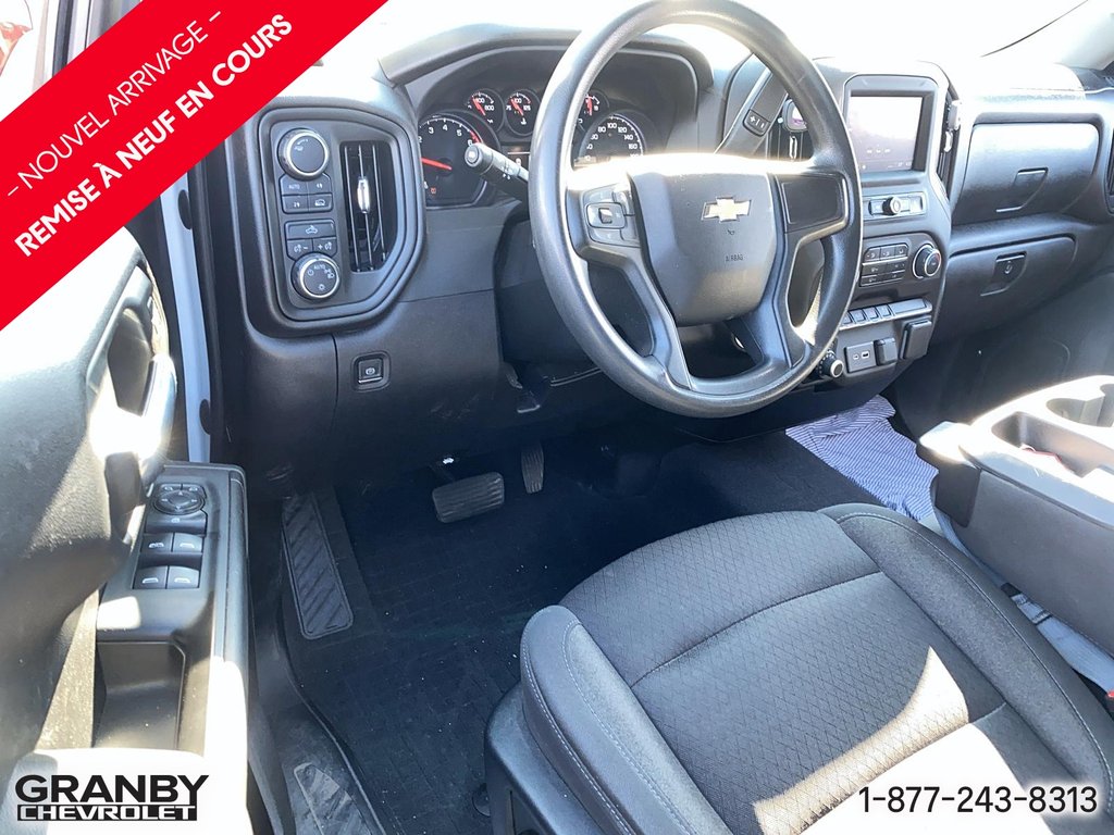 2022 Chevrolet Silverado 1500 in Granby, Quebec - 11 - w1024h768px