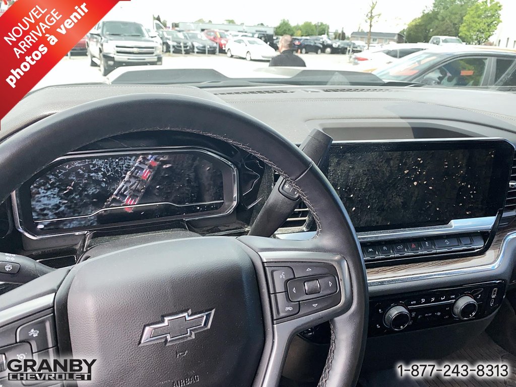 Chevrolet Silverado 1500 LT Trail Boss crewcab moteur 2.7l 4 cyl boite 6.6 2023 à Granby, Québec - 11 - w1024h768px