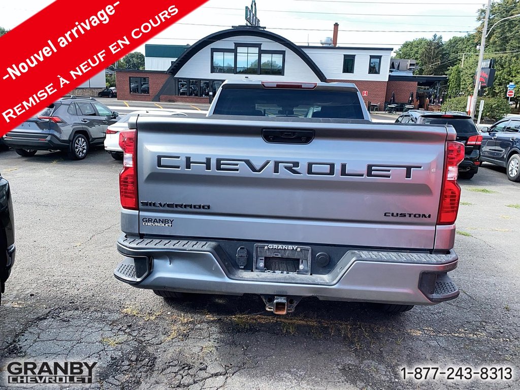 Chevrolet Silverado 1500 Custom crewcab boite 6.6 moteur 2.7L 2023 à Granby, Québec - 5 - w1024h768px