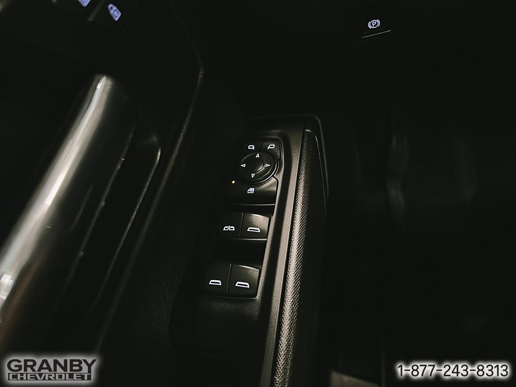 Chevrolet Silverado 1500  2023 à Granby, Québec - 14 - w1024h768px