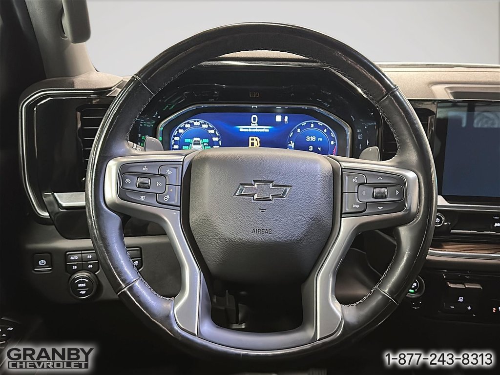 2023 Chevrolet Silverado 1500 RST CREWCAB DIESEL BOITE 6.6 in Granby, Quebec - 16 - w1024h768px