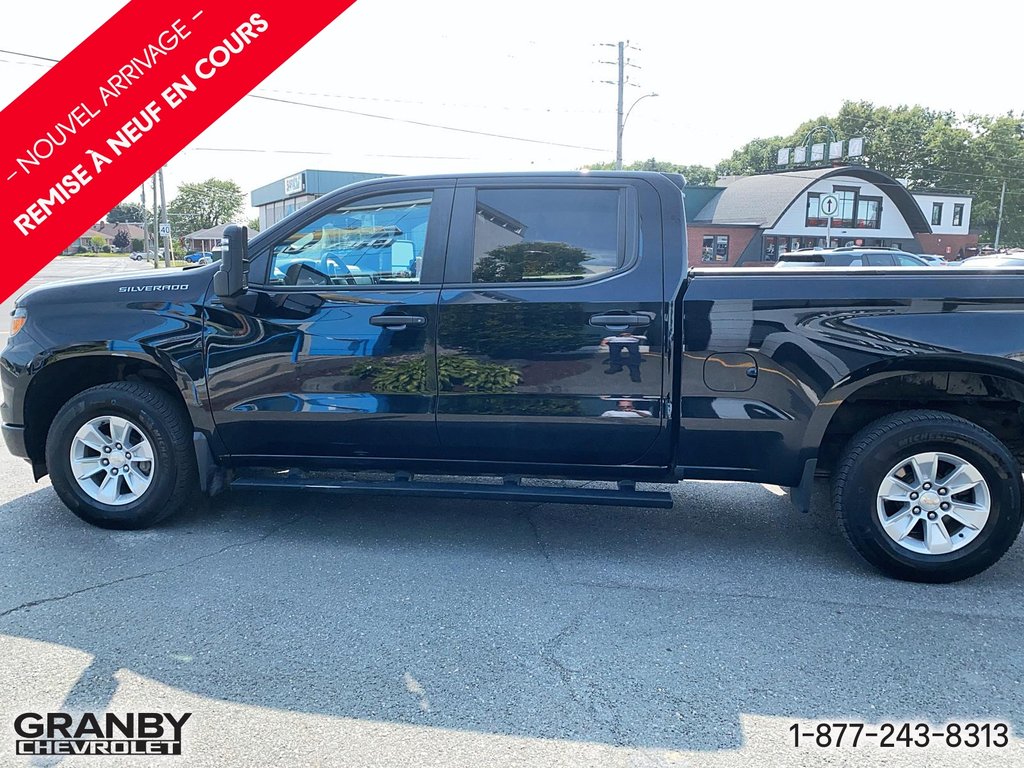 Chevrolet Silverado 1500  2023 à Granby, Québec - 8 - w1024h768px
