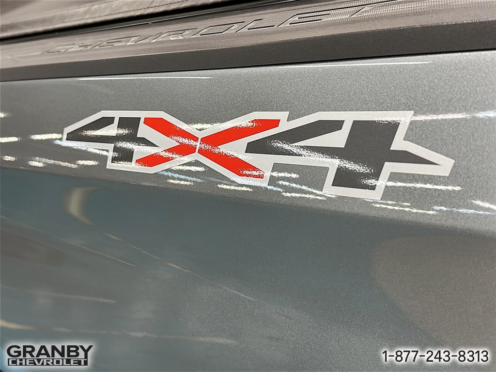 2023 Chevrolet Silverado 1500 in Granby, Quebec - 20 - w1024h768px