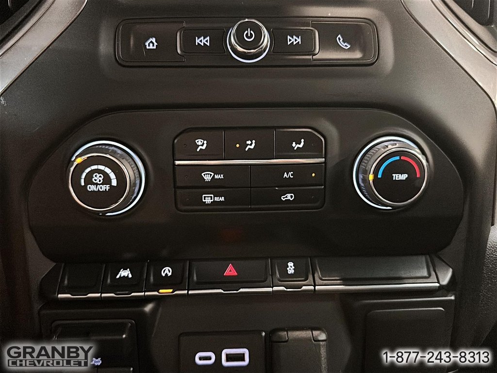 2023 Chevrolet Silverado 1500 in Granby, Quebec - 18 - w1024h768px