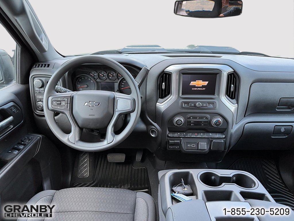 2024 Chevrolet Silverado 1500 in Granby, Quebec - 10 - w1024h768px