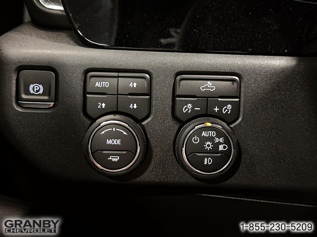 2024 Chevrolet Silverado 1500 in Granby, Quebec - 19 - w1024h768px