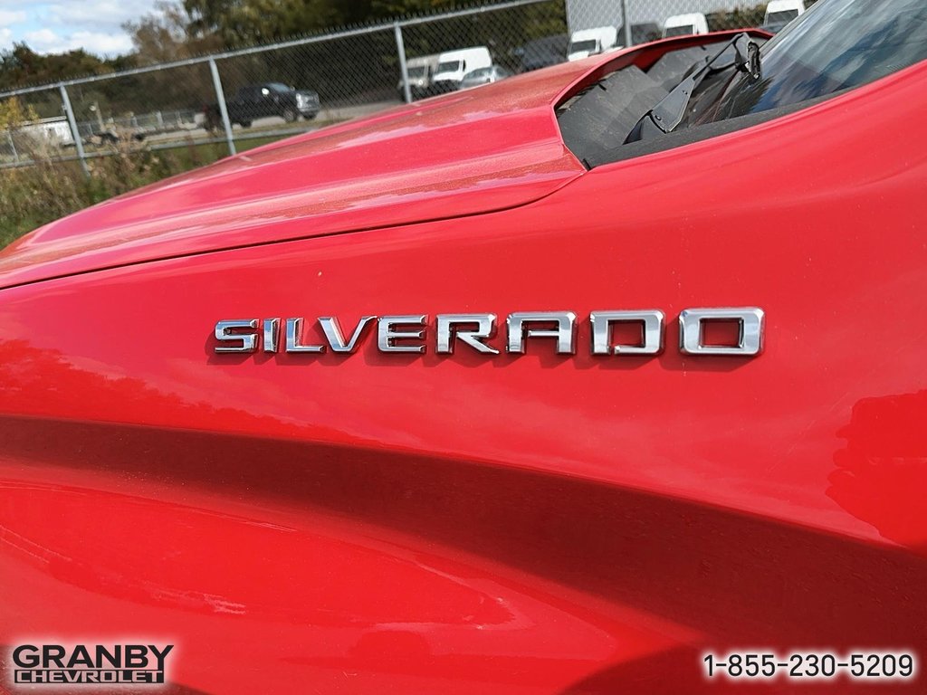 2024 Chevrolet Silverado 1500 in Granby, Quebec - 6 - w1024h768px