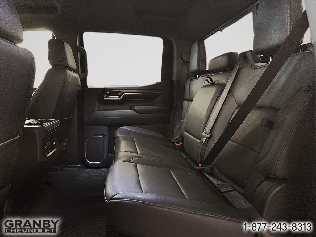 Chevrolet Silverado 1500 LT Trail Boss crewcab boite 6.6 diesel 2024 à Granby, Québec - 13 - w1024h768px