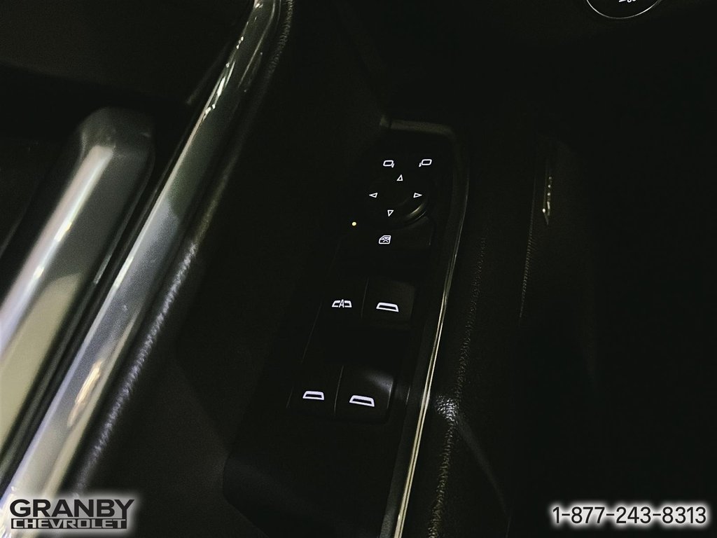 Chevrolet Silverado 1500 LT Trail Boss crewcab boite 6.6 diesel 2024 à Granby, Québec - 15 - w1024h768px