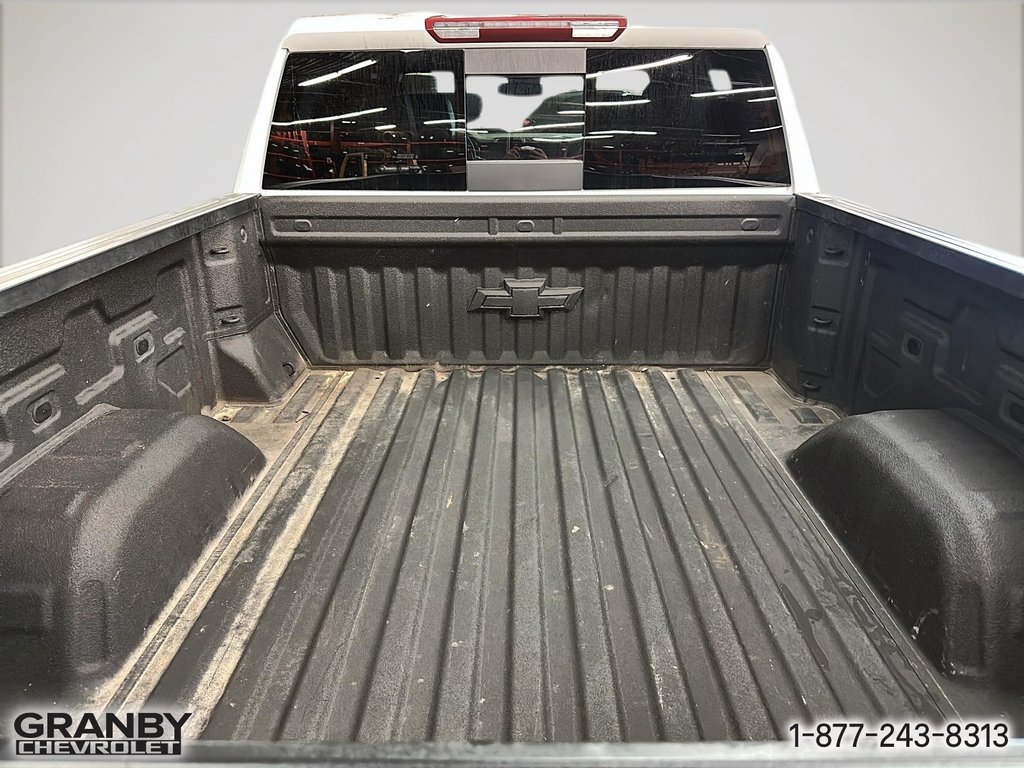 Chevrolet Silverado 1500 LT Trail Boss crewcab boite 6.6 diesel 2024 à Granby, Québec - 10 - w1024h768px