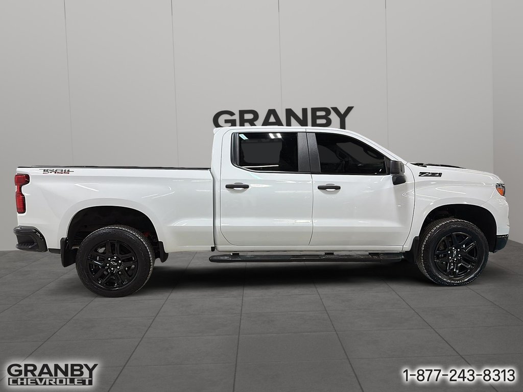 2024 Chevrolet Silverado 1500 Custom Trail Boss Boite 6,6 V8 in Granby, Quebec - 4 - w1024h768px