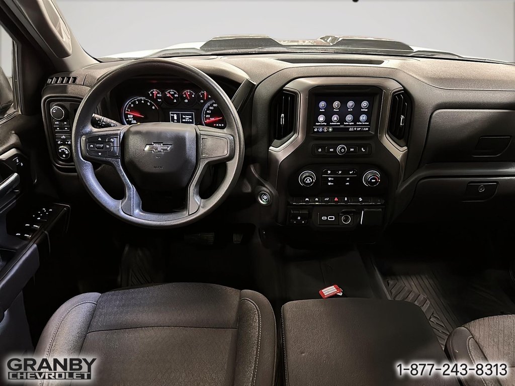 2024 Chevrolet Silverado 1500 Custom Trail Boss Boite 6,6 V8 in Granby, Quebec - 14 - w1024h768px