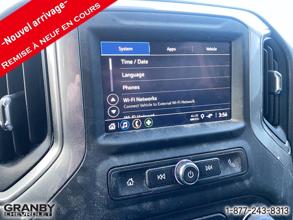 2024 Chevrolet Silverado 1500 Custom Trail Boss Boite 6,6 V8 in Granby, Quebec - 8 - w1024h768px