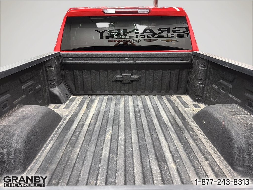 2024 Chevrolet Silverado 1500 Custom Trail Boss CREWCAB DIESEL BOITE 6.6 in Granby, Quebec - 10 - w1024h768px