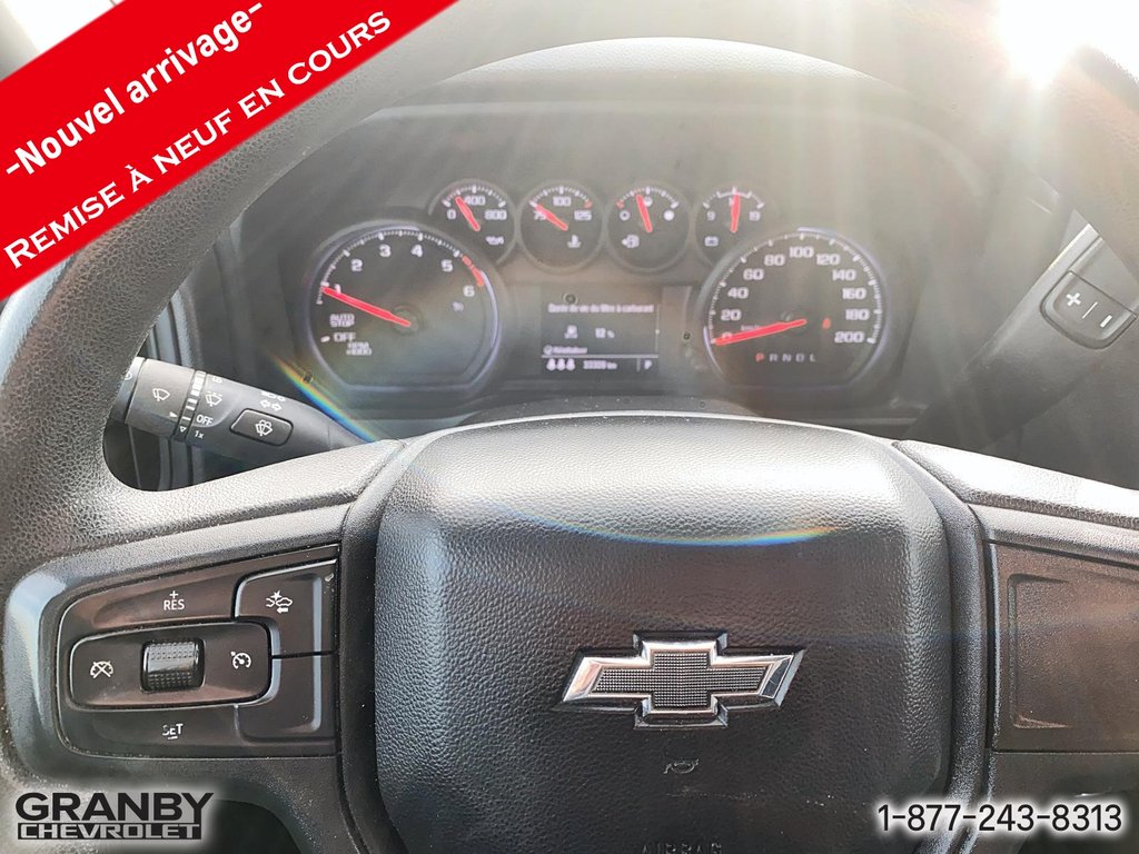 Chevrolet Silverado 1500  2024 à Granby, Québec - 10 - w1024h768px