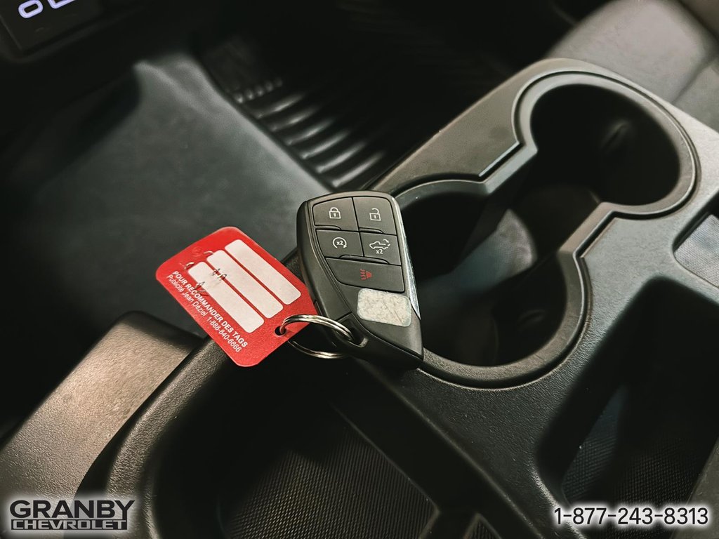 2024 Chevrolet Silverado 1500 Custom Trail Boss CREWCAB DIESEL BOITE 6.6 in Granby, Quebec - 22 - w1024h768px