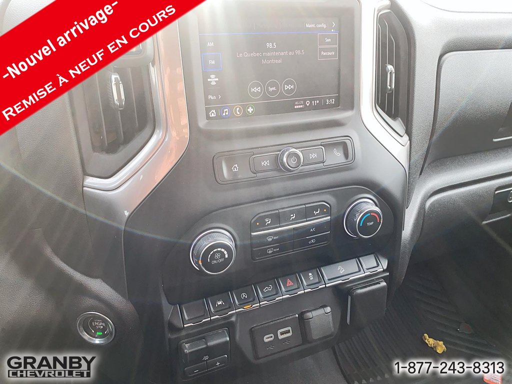 Chevrolet Silverado 1500  2024 à Granby, Québec - 11 - w1024h768px