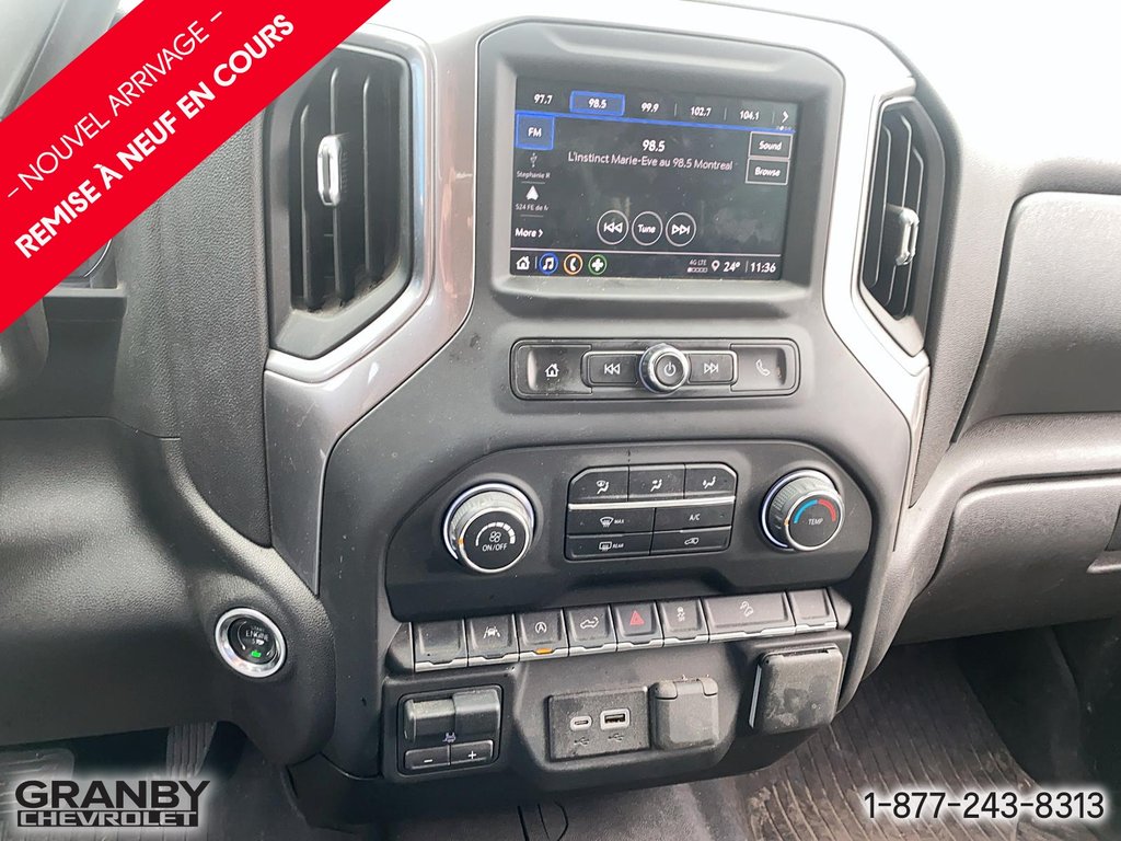 2024 Chevrolet Silverado 1500 in Granby, Quebec - 14 - w1024h768px