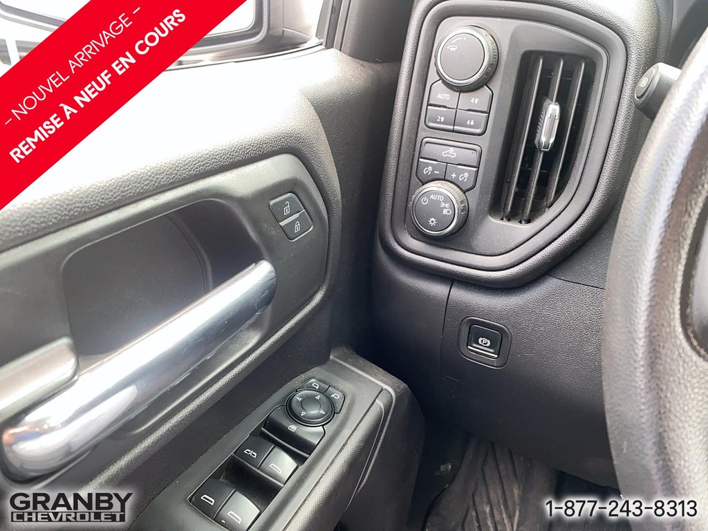 2024 Chevrolet Silverado 1500 in Granby, Quebec - 12 - w1024h768px