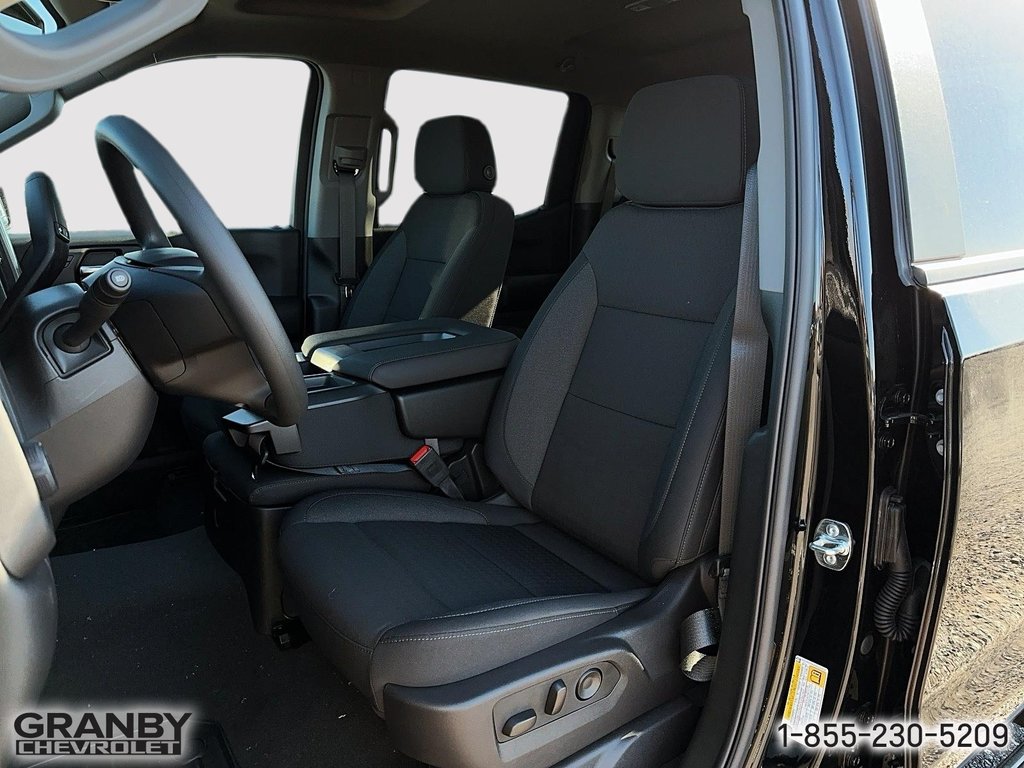 2025 Chevrolet Silverado 1500 in Granby, Quebec - 9 - w1024h768px