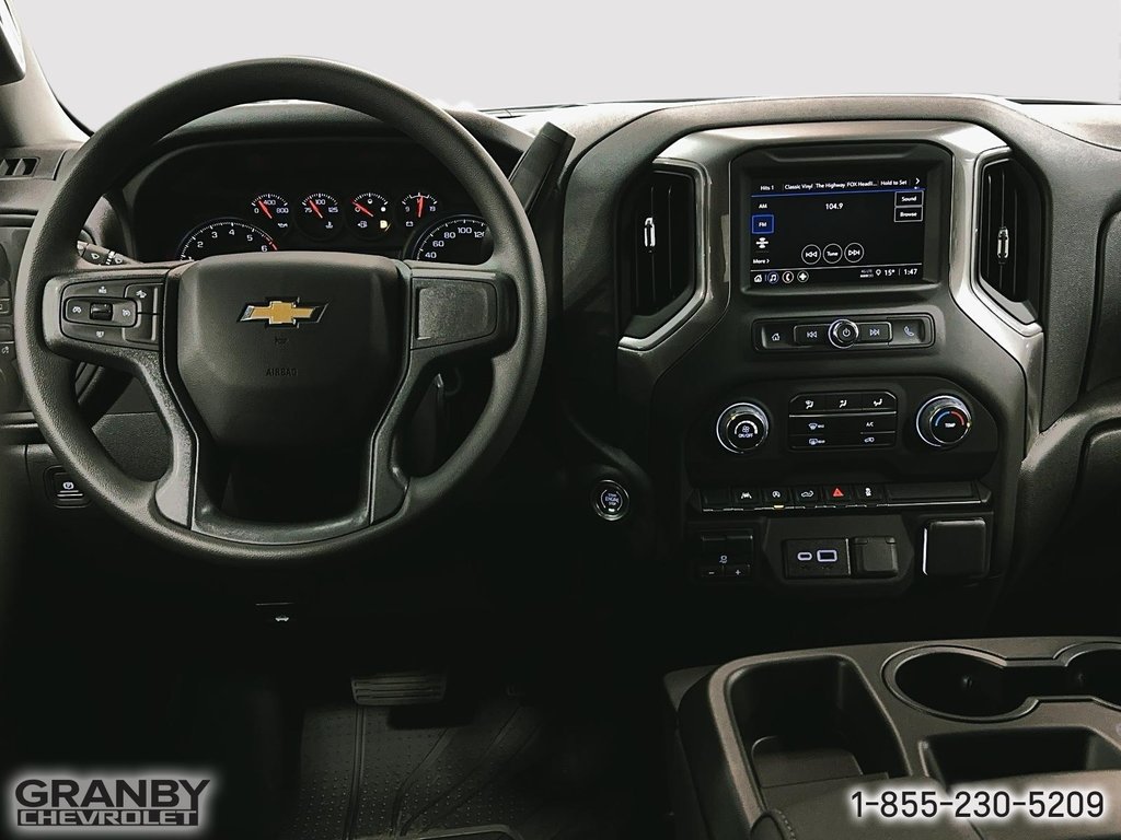 2025 Chevrolet Silverado 1500 in Granby, Quebec - 13 - w1024h768px