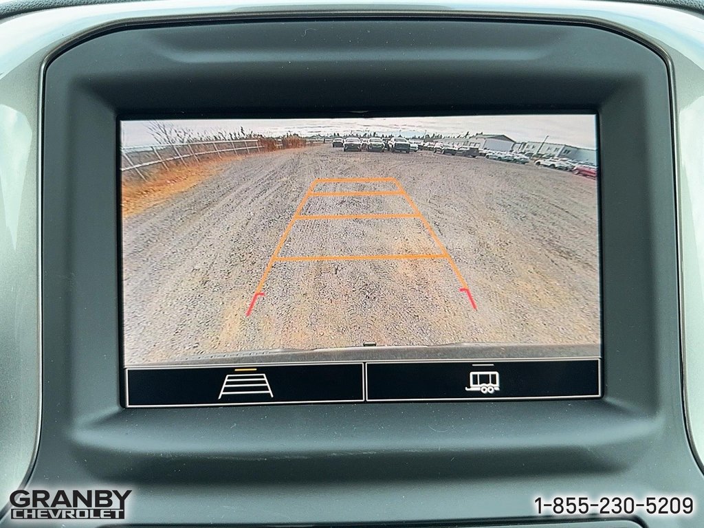 2025 Chevrolet Silverado 1500 in Granby, Quebec - 23 - w1024h768px