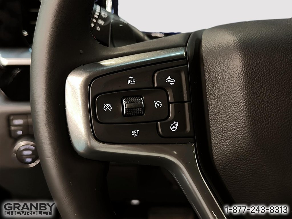 2025 Chevrolet Silverado 1500 in Granby, Quebec - 21 - w1024h768px