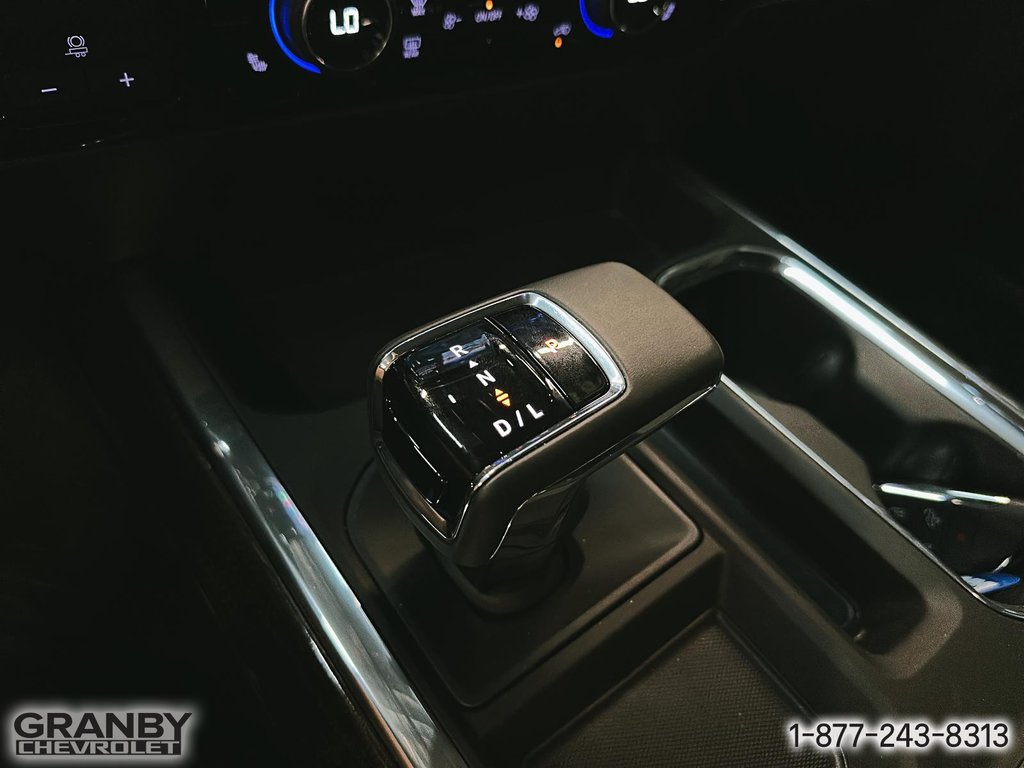 2025 Chevrolet Silverado 1500 in Granby, Quebec - 18 - w1024h768px